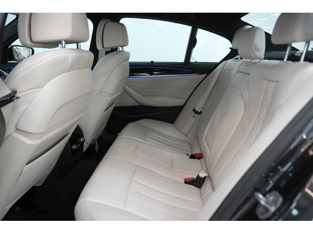 BMW 02 540d xDrive M Package Shadow Line - автомобили, коли, обяви за нови и употребявани 12