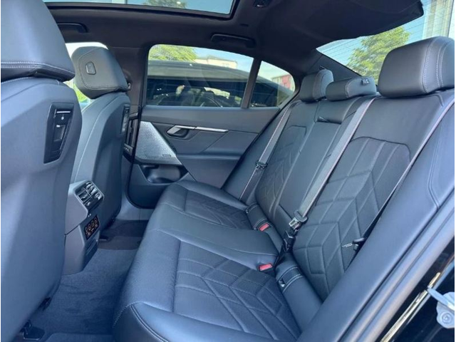 BMW 02 540d xDrive M Sport - автомобили, коли, обяви за нови и употребявани 7