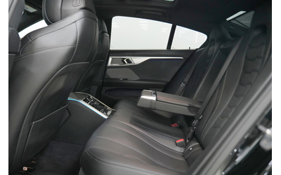 BMW 02 840i Gran Coupe M Package Shadow Line - автомобили, коли, обяви за нови и употребявани 12