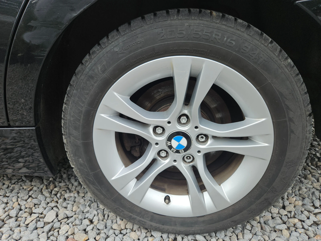 BMW 02 BMW 320 2.0d x drive - автомобили, коли, обяви за нови и употребявани 4