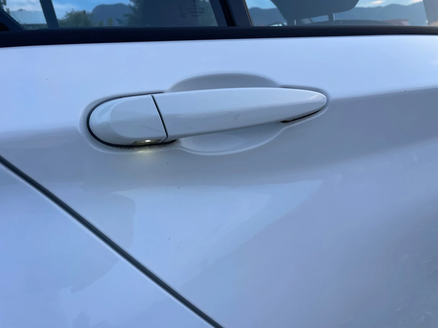 BMW 116 2.0TDI-115-SPORT-ITALIA - автомобили, коли, обяви за нови и употребявани 8