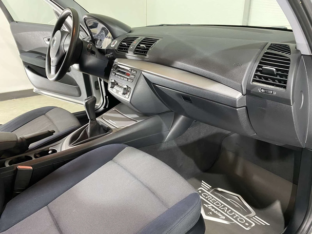 BMW 116 i - автомобили, коли, обяви за нови и употребявани 8