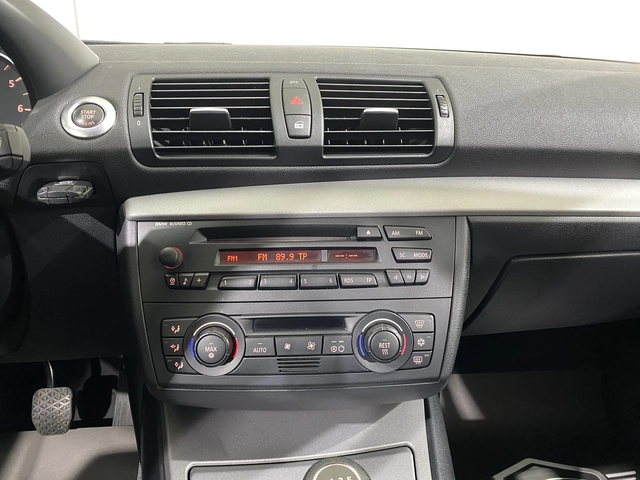 BMW 116 i - автомобили, коли, обяви за нови и употребявани 9