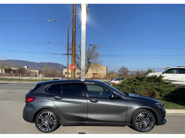 BMW 116 1.5 D Sport Line - автомобили, коли, обяви за нови и употребявани 3