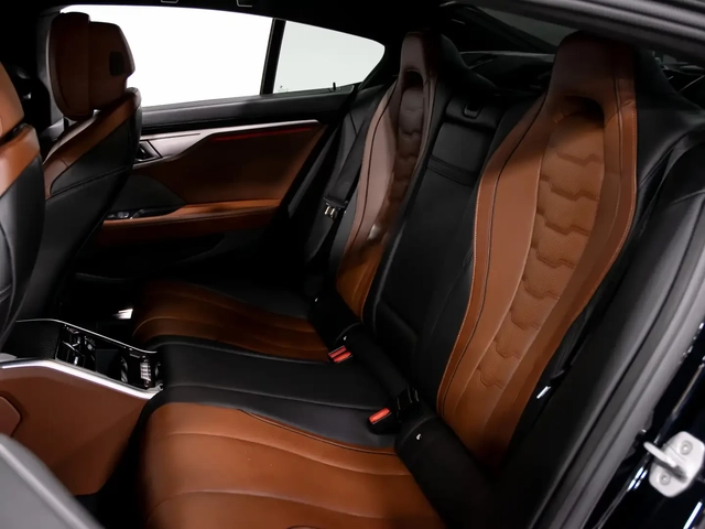 BMW 118 8 Series - автомобили, коли, обяви за нови и употребявани 10