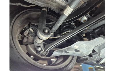 BMW 135 xDrive | Панорама | Червен салон | Камера| Keyless - автомобили, коли, обяви за нови и употребявани 15