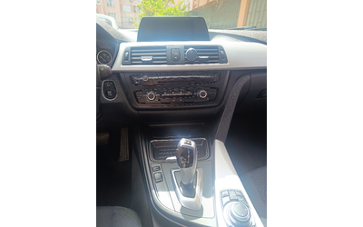 BMW 1M Седан - автомобили, коли, обяви за нови и употребявани 7