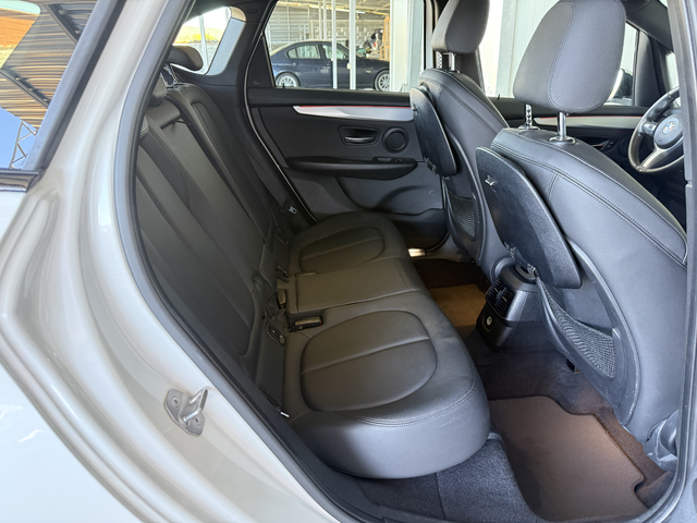 BMW 2 Active Tourer 218d M/Facelift/Head-up/Амбиент/Панорама/Лизинг - автомобили, коли, обяви за нови и употребявани 10