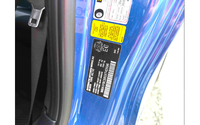 BMW 2 SERIES 2.0L 4cyl RWD - автомобили, коли, обяви за нови и употребявани 10