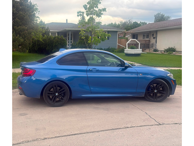 BMW 2 SERIES 2.0L 4cyl RWD - автомобили, коли, обяви за нови и употребявани 8