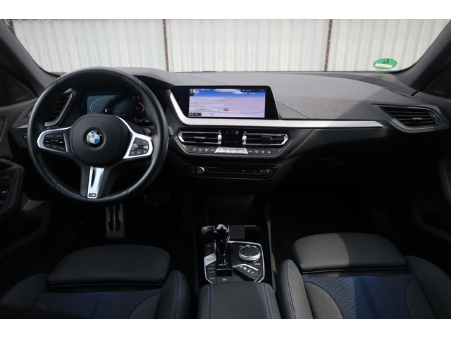 BMW 218i 218i - автомобили, коли, обяви за нови и употребявани 12
