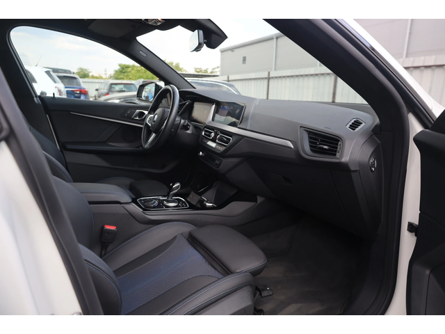 BMW 218i 218i - автомобили, коли, обяви за нови и употребявани 7