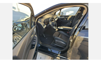 BMW 220i Active Tourer - автомобили, коли, обяви за нови и употребявани 7