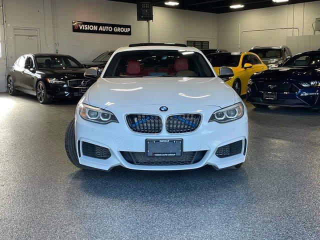 BMW 240 I * M-Package* * HeadUp* AвтоКредит* (ЦЕНА ДО БГ) - автомобили, коли, обяви за нови и употребявани 1