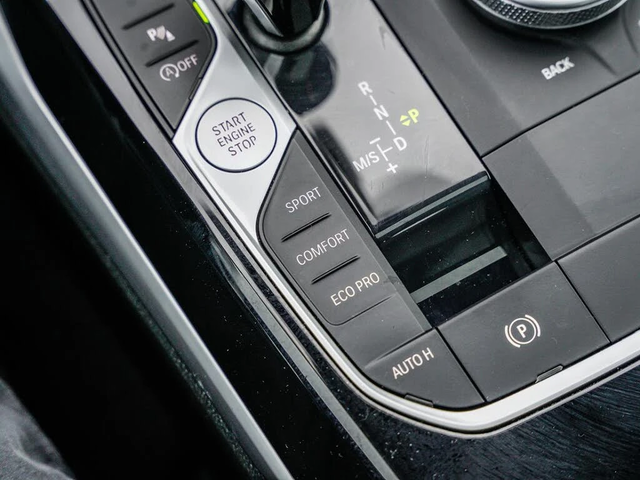 BMW 240 I * M-Package* * HeadUp* AвтоКредит* (ЦЕНА ДО БГ) - автомобили, коли, обяви за нови и употребявани 13