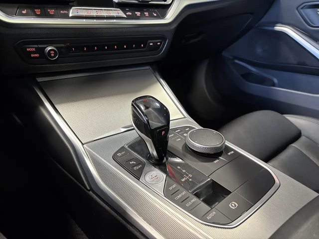 BMW 3 Series 330i xDrive|AWD|CLUSTERNAV|SUNROOF|BMWLED|LEATHER| All Wheel Drive - автомобили, коли, обяви за нови и употребявани 15