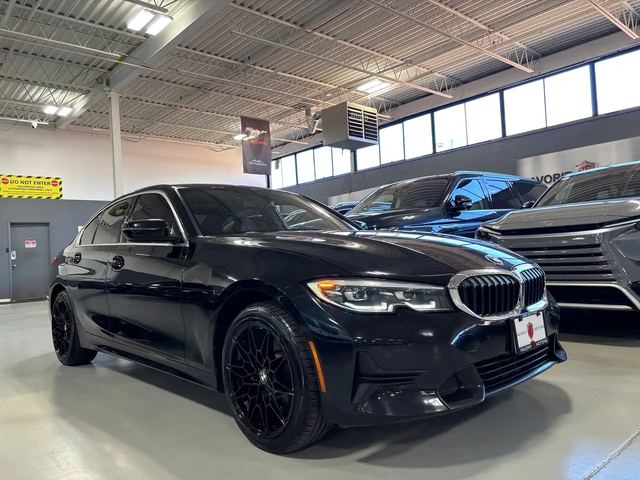 BMW 3 Series 330i xDrive|AWD|CLUSTERNAV|SUNROOF|BMWLED|LEATHER| All Wheel Drive - автомобили, коли, обяви за нови и употребявани 1
