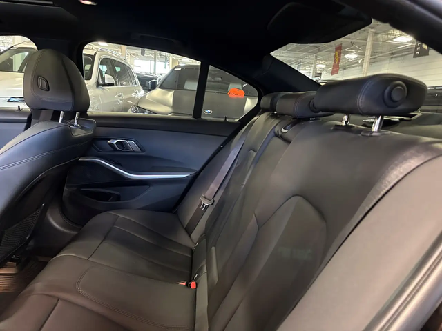BMW 3 Series 330i xDrive|AWD|CLUSTERNAV|SUNROOF|BMWLED|LEATHER| All Wheel Drive - автомобили, коли, обяви за нови и употребявани 7