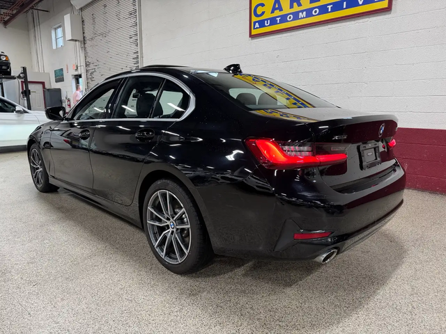 BMW 3 Series 330i xDrive - WIRELESS APPLE CARPLAY - NAVIGATION - BACKUP CAMERA - KEYLESS START - COMFORT ACCESS - BLINDSPOT ASSIST - R All Wheel Drive - автомобили, коли, обяви за нови и употребявани 3