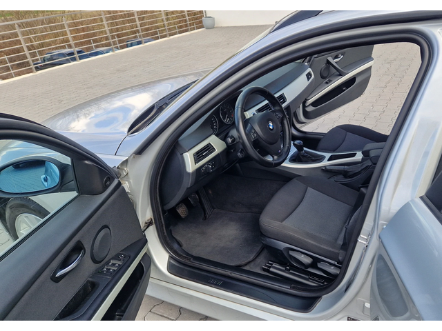 BMW 318 318 I ЛИЗИНГ - автомобили, коли, обяви за нови и употребявани 8