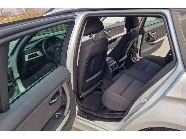 BMW 318 318 I ЛИЗИНГ - автомобили, коли, обяви за нови и употребявани 9