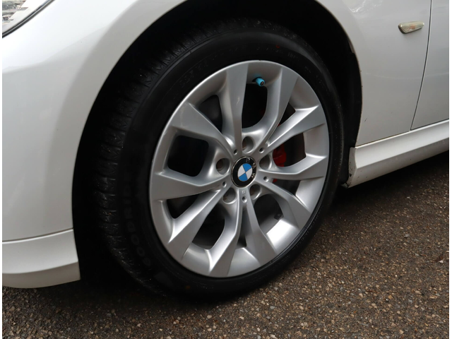 BMW 318 D/Cruise Control/PDC/USB/Navigation Professional - автомобили, коли, обяви за нови и употребявани 6