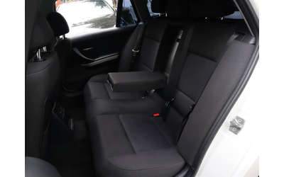 BMW 318 D/Cruise Control/PDC/USB/Navigation Professional - автомобили, коли, обяви за нови и употребявани 9