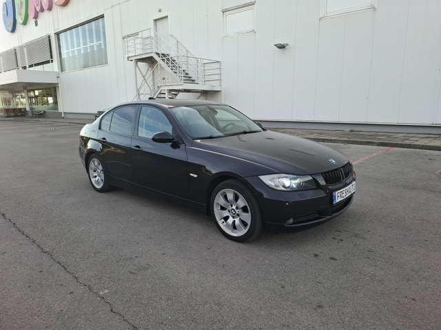 BMW 320 2.0D XENON АВТОПИЛОТ 6ск. - автомобили, коли, обяви за нови и употребявани 1