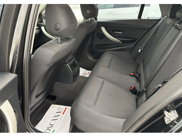 BMW 320 xDrive * 184k.c.* Touring * Msport * Лизинг* - автомобили, коли, обяви за нови и употребявани 8