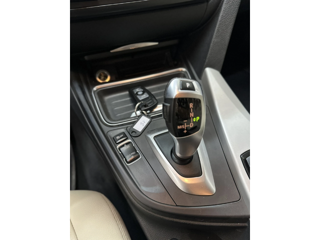 BMW 320 M PACK - автомобили, коли, обяви за нови и употребявани 8