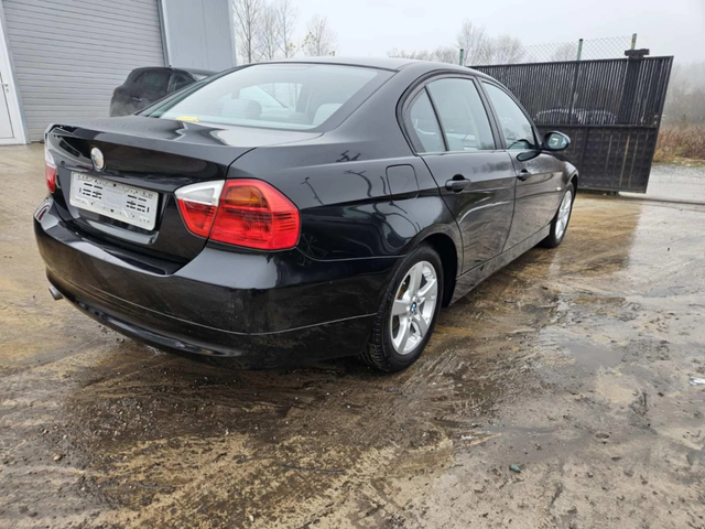 BMW 320 2.0 - автомобили, коли, обяви за нови и употребявани 5