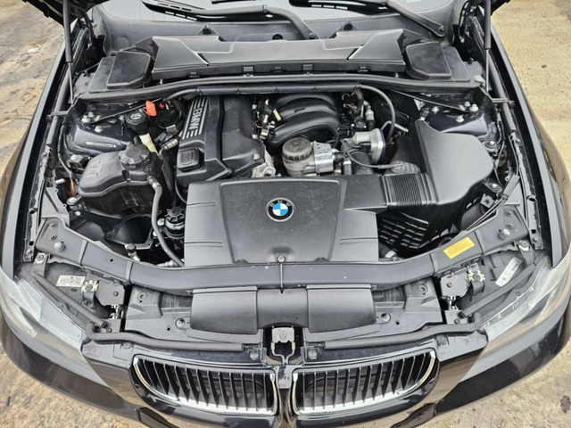 BMW 320 2.0 - автомобили, коли, обяви за нови и употребявани 9