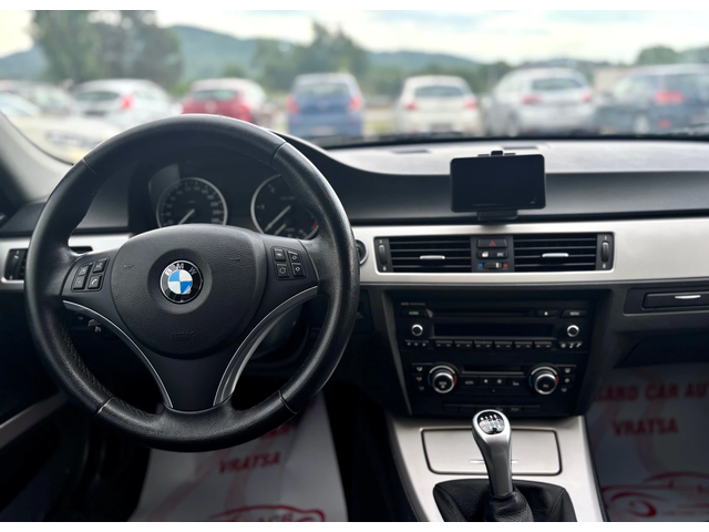 BMW 320 XDrive - автомобили, коли, обяви за нови и употребявани 6