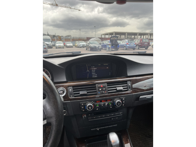 BMW 320 320i E90 - автомобили, коли, обяви за нови и употребявани 4