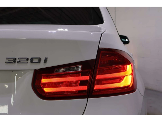 BMW 320 * xDrive * CARFAX * ЦЕНА ДО БГ - автомобили, коли, обяви за нови и употребявани 9