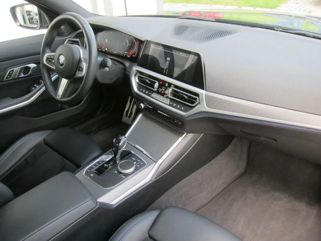 BMW 320 320d M-Sport - автомобили, коли, обяви за нови и употребявани 5