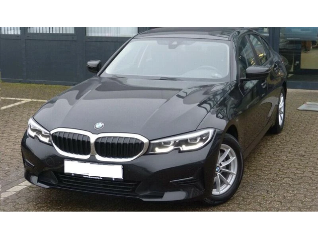 BMW 320 Advantage - автомобили, коли, обяви за нови и употребявани 0