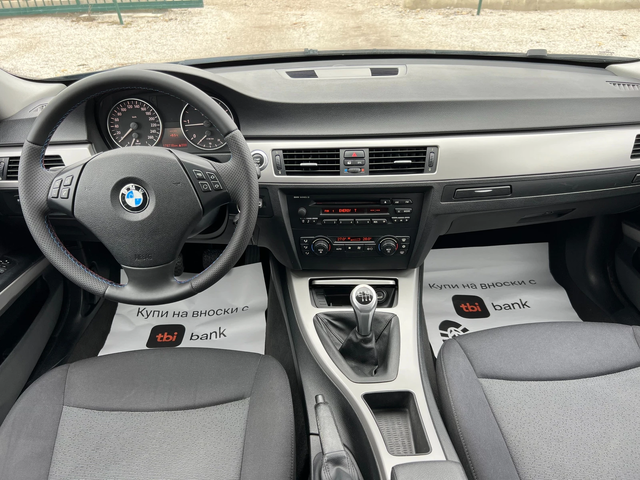 BMW 320 - автомобили, коли, обяви за нови и употребявани 9