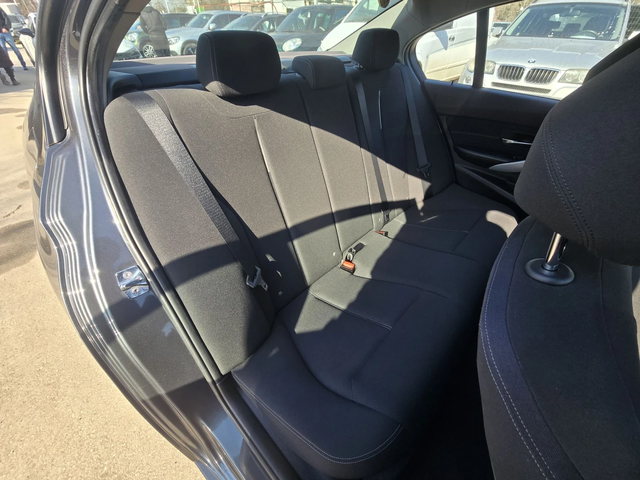 BMW 320 D 184к.с Топ състояние - автомобили, коли, обяви за нови и употребявани 13