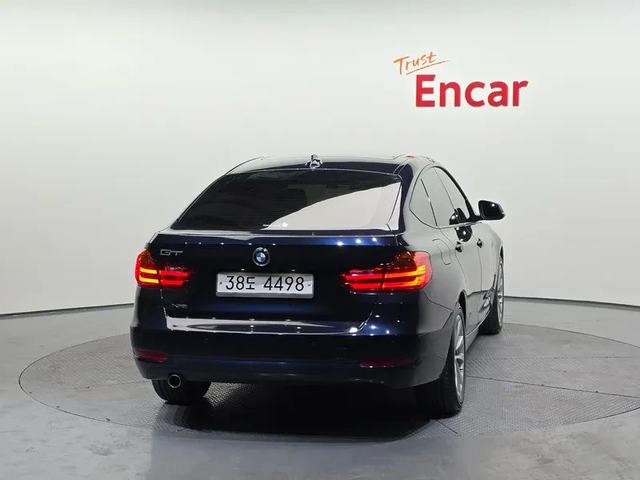 BMW 320 xDrive - автомобили, коли, обяви за нови и употребявани 3