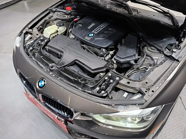 BMW 320 D xDrive - автомобили, коли, обяви за нови и употребявани 5