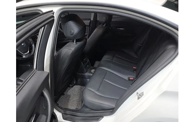 BMW 320 D xDrive - автомобили, коли, обяви за нови и употребявани 10