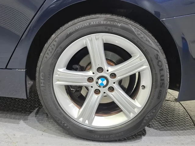 BMW 320 D xDrive - автомобили, коли, обяви за нови и употребявани 4