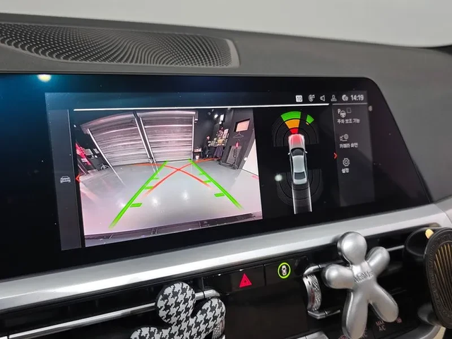 BMW 320 D M Sports - автомобили, коли, обяви за нови и употребявани 14