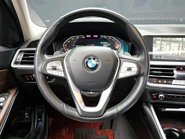 BMW 320 d Luxury - автомобили, коли, обяви за нови и употребявани 12