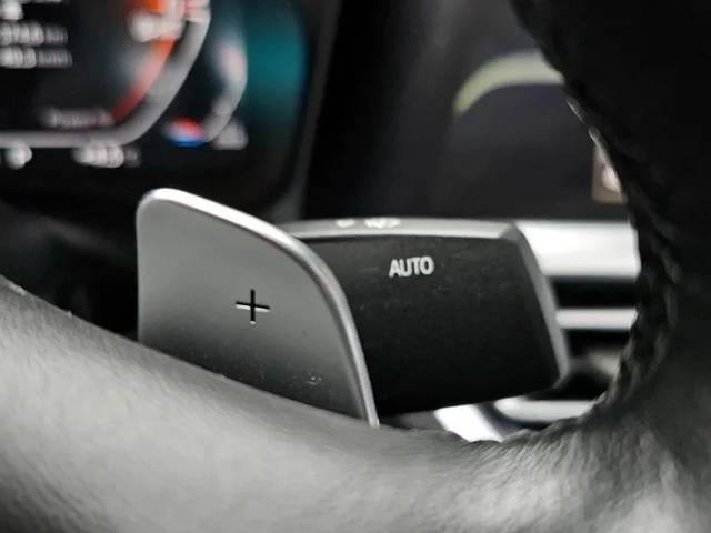 BMW 320 d Luxury - автомобили, коли, обяви за нови и употребявани 16