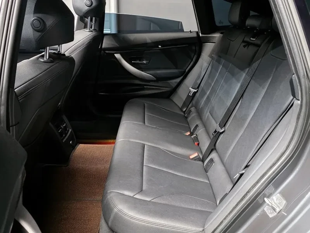 BMW 320 Gt 320D M Sports Premium - автомобили, коли, обяви за нови и употребявани 11