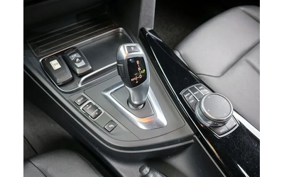 BMW 320 d ED Edition - автомобили, коли, обяви за нови и употребявани 8