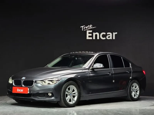 BMW 320 d ED Edition - автомобили, коли, обяви за нови и употребявани 0