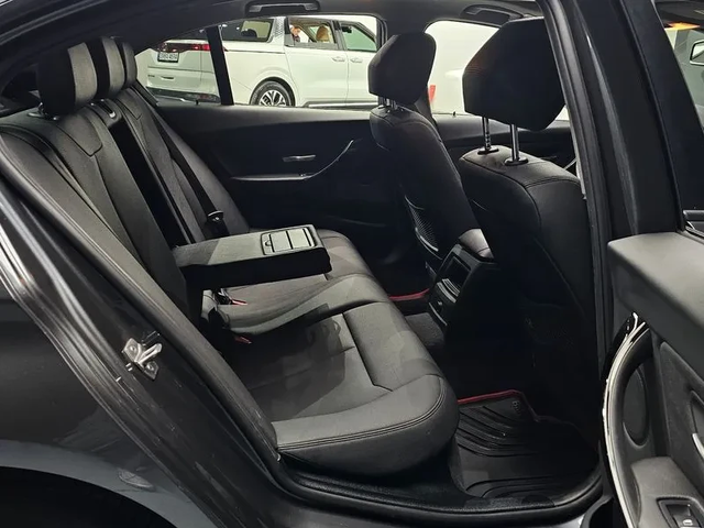 BMW 320 d ED Edition - автомобили, коли, обяви за нови и употребявани 11